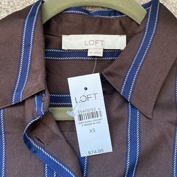 NEW Loft womens button down - Picture 2 of 6